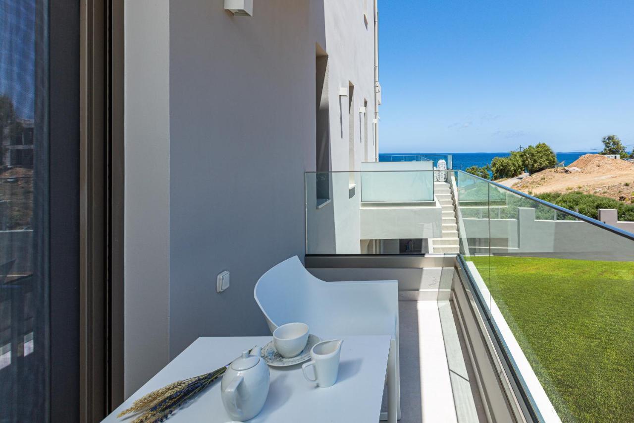 Lagoon Seaside Villa, Sumptuous Retreat,By Thinkvilla Panormos  Экстерьер фото